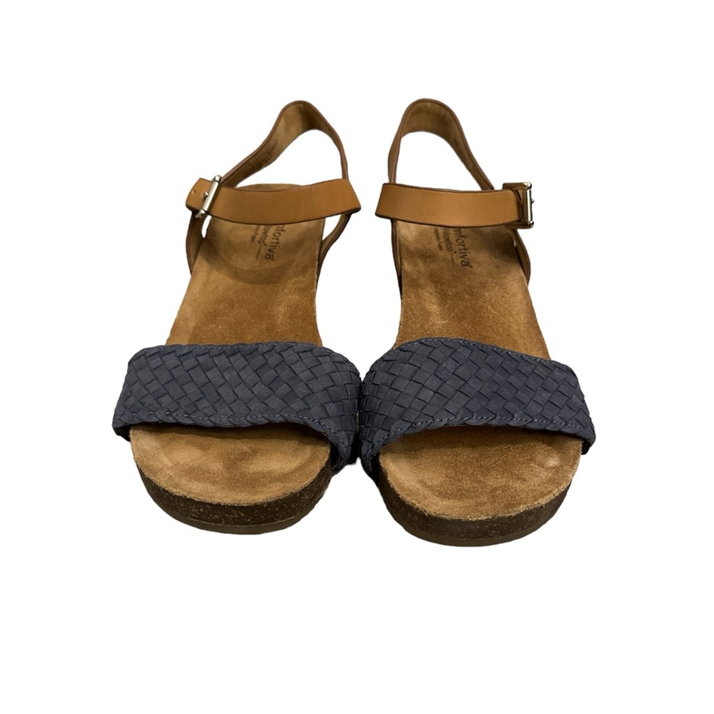 Women’s Comfortiva Wedge Sandals Size 8 Like New, Brown & Navy